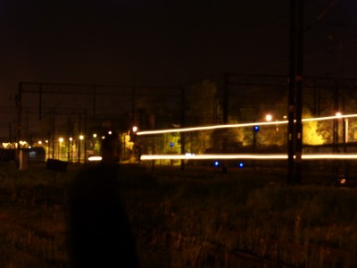 Nocny trainspotting po sąsiedzku.